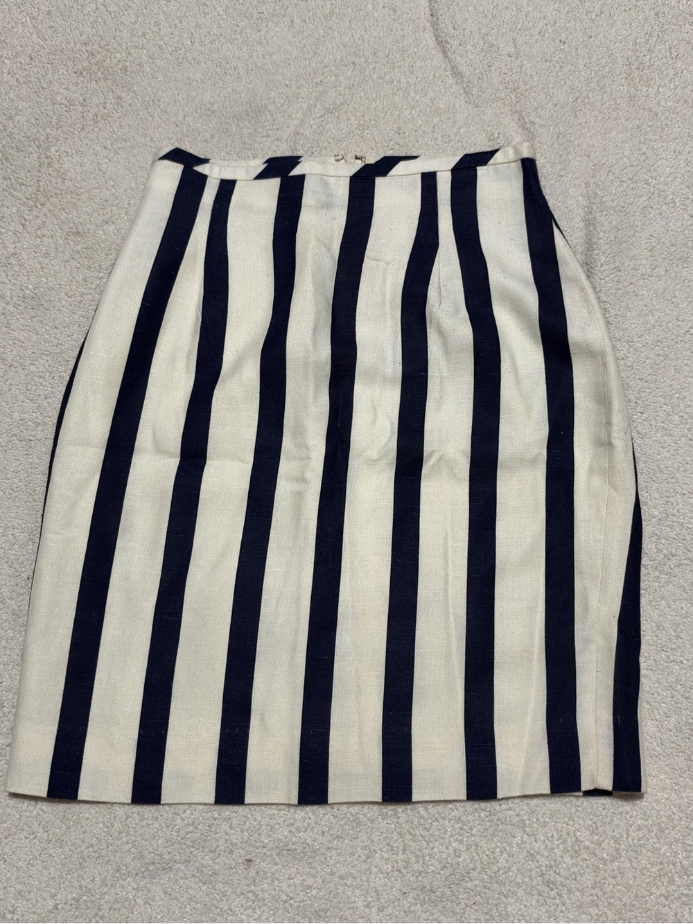 The Limited Navy and White Vertical Stripe Pencil Skirt vintage 90s
